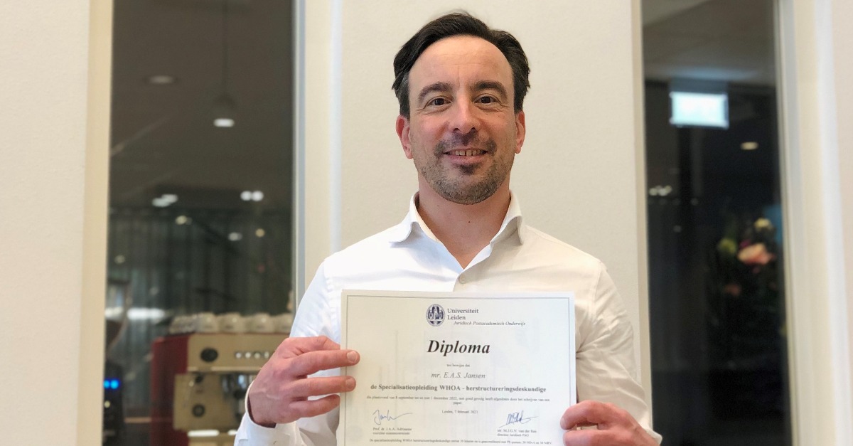 socials-erik-diploma.jpeg