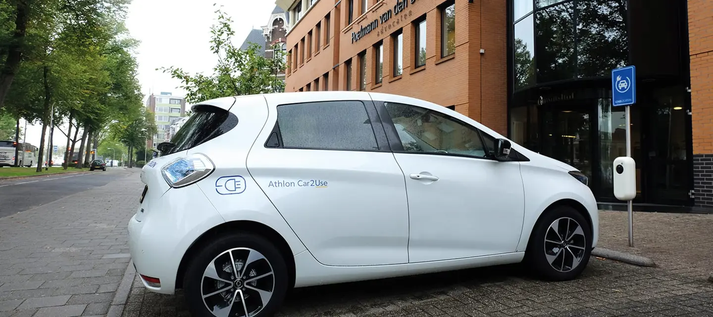 Car2Use-deelauto-centrum-nijmegen-socials-poelmann-van-den-broek-advocaten.jpg